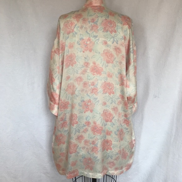 Pure Silk S/m Satin Rose print robe and chemise - Picture 2 of 15